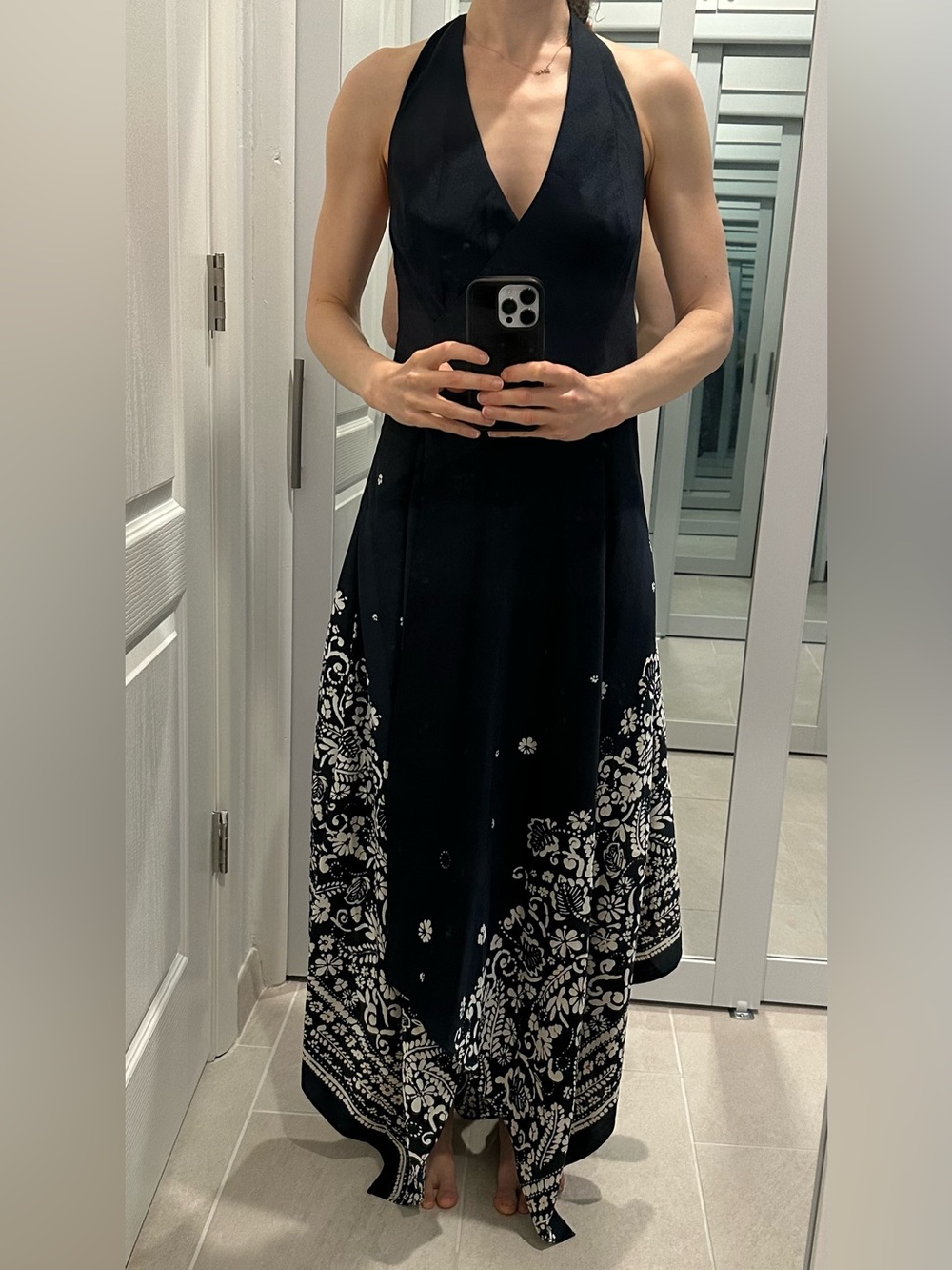 NWOT Donna Karan Navy bandana Halter Dress with White Floral Border